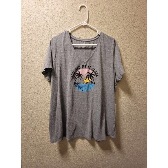 Lane Bryant You Had Me At Aloha Vneck Tee Gray Size 14/16 - Picture 1 of 3